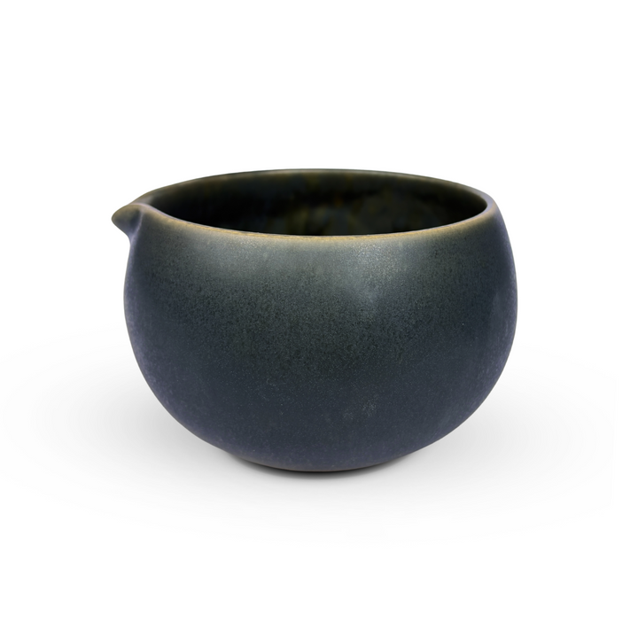 Matcha Schale mit Ausguss (Farbe Wald)